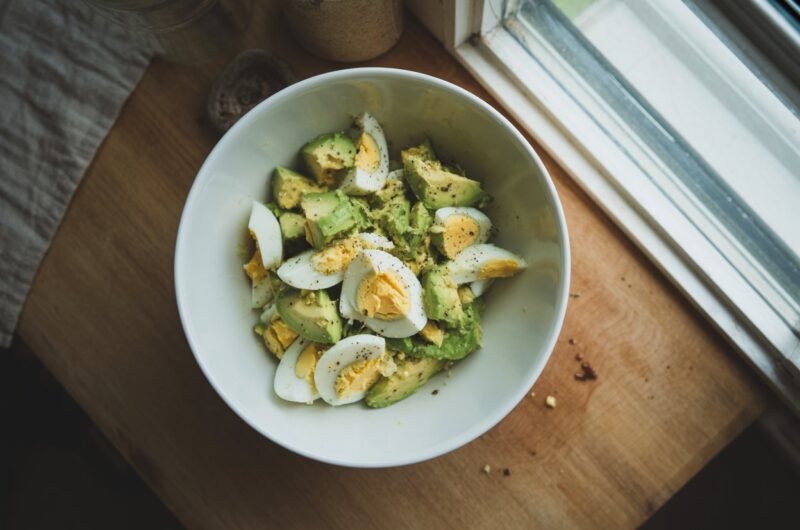 The Best Avocado Egg Salad (Creamy, Healthy & Ready in Minutes)